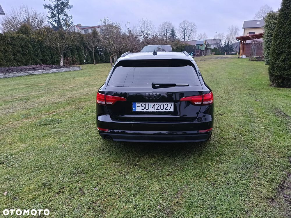 Audi A4 Avant 2.0 TDI DPF clean diesel S line Sportpaket - 23