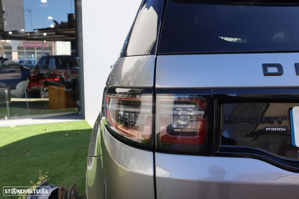 Land Rover Discovery Sport P300e Dynamic HSE - 10