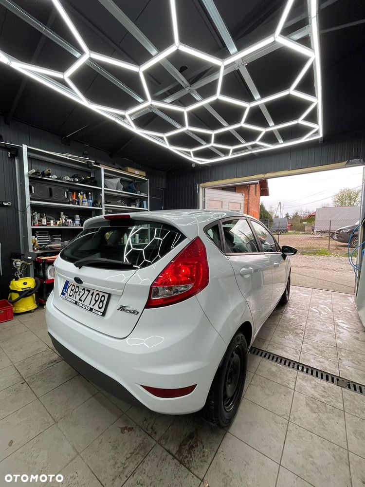 Ford Fiesta 1.25 Champions Edition - 10