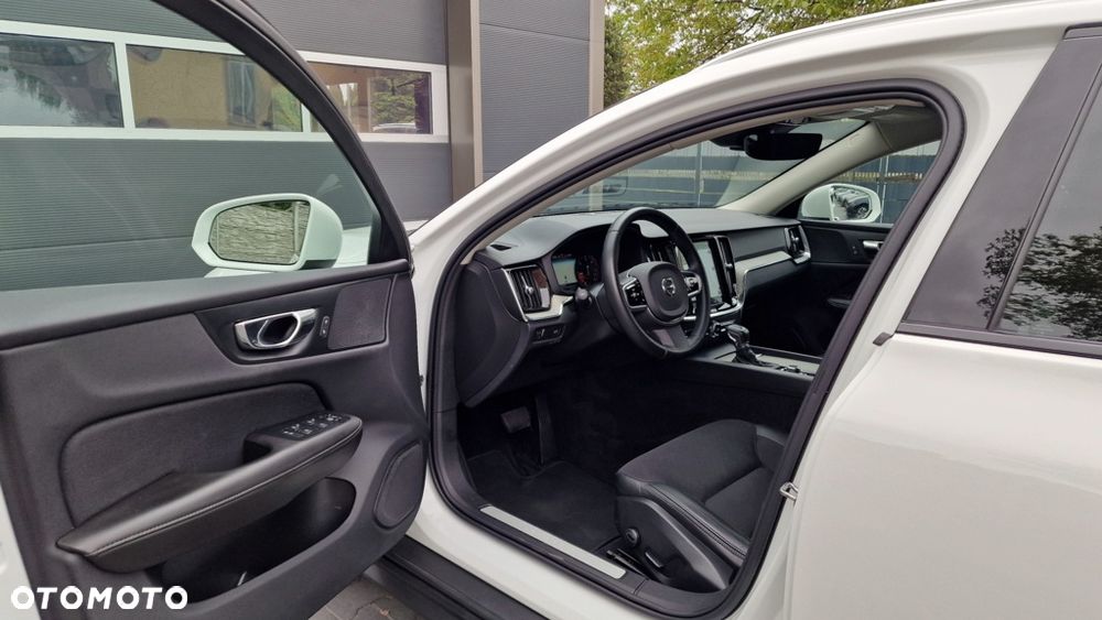 Volvo V60 Cross Country D4 AWD Geartronic - 16