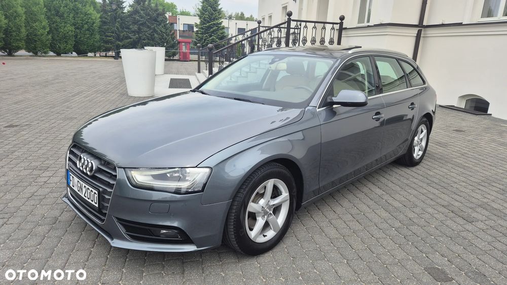 Audi A4 Avant 2.0 TDI DPF clean diesel multitronic Ambiente - 2