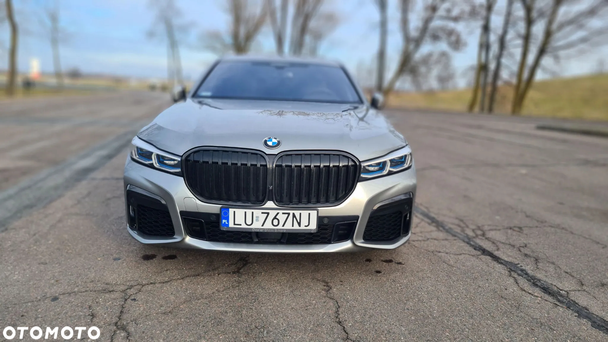 BMW Seria 7 750Li xDrive sport - 26