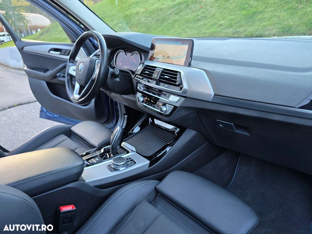 BMW X3 xDrive25d AT xLine - 11