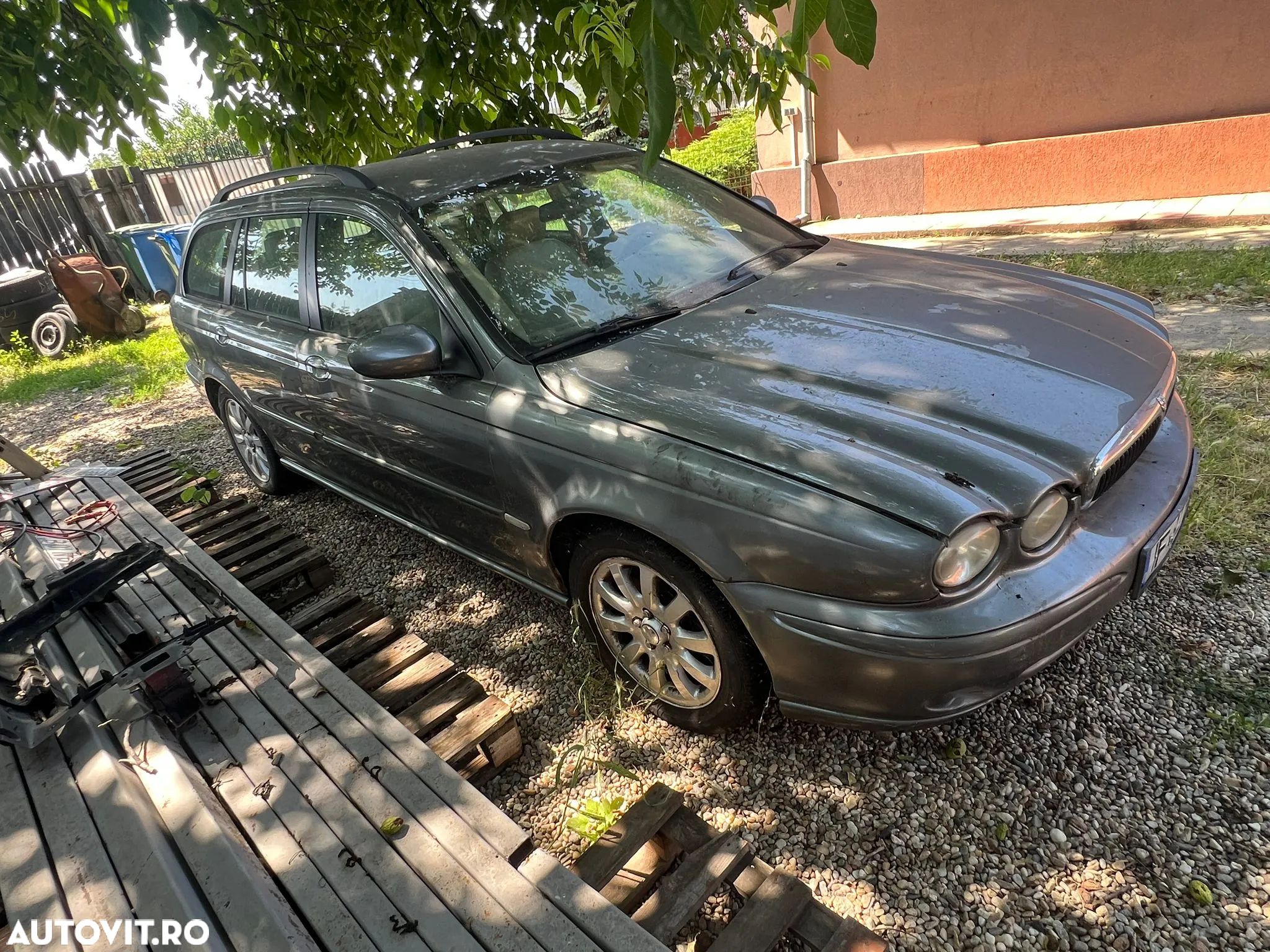Jaguar X-Type 2.0 TD Luxury Estate - 1