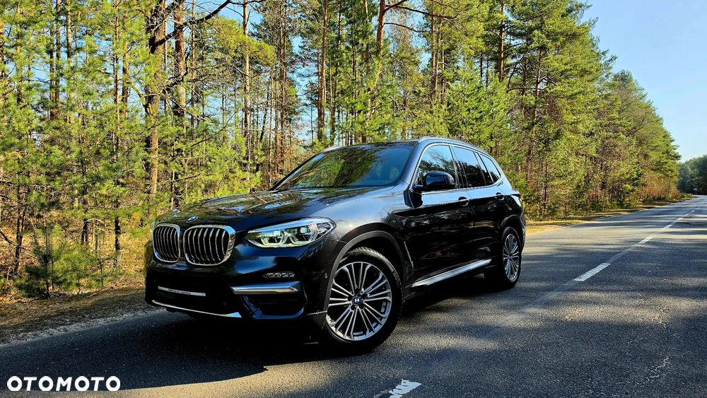 BMW X3 xDrive20d Luxury Line - 11