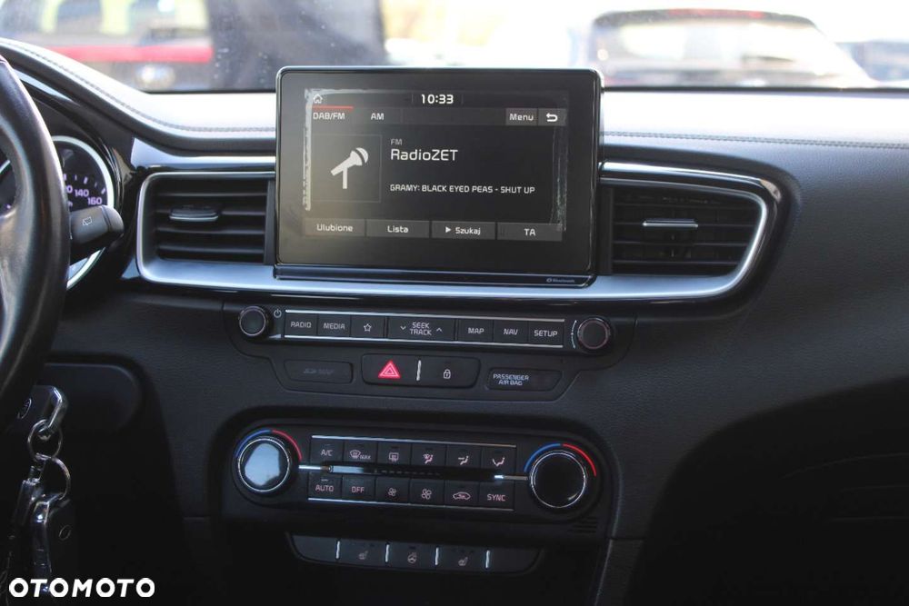 Kia Ceed - 26