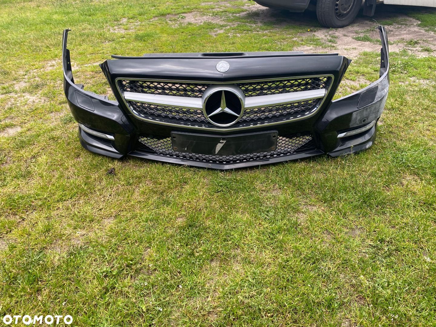 MERCEDES cls 218 amg kompletny zderzak przedni kolor 197 - 1