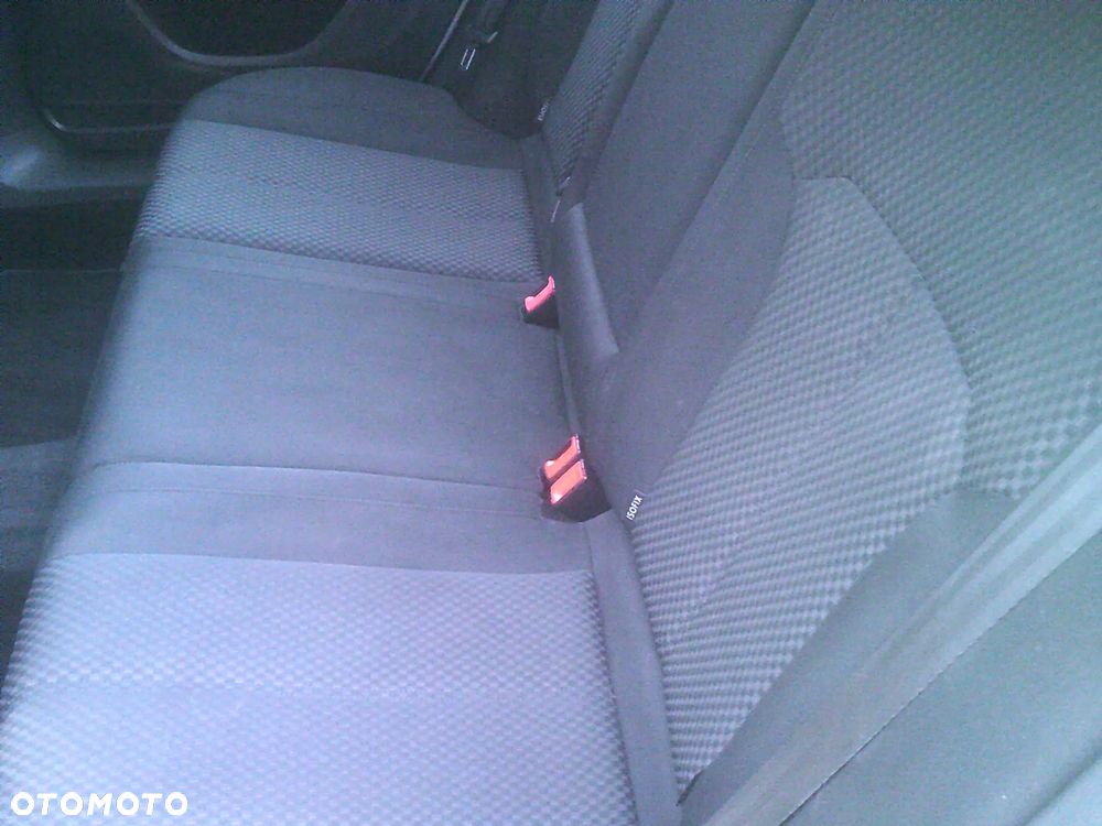 Volkswagen Passat 1.4 TSI BlueMotion Technology Comfortline - 13