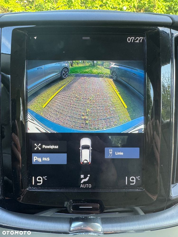 Volvo XC 60 B4 D AWD Momentum Pro - 18