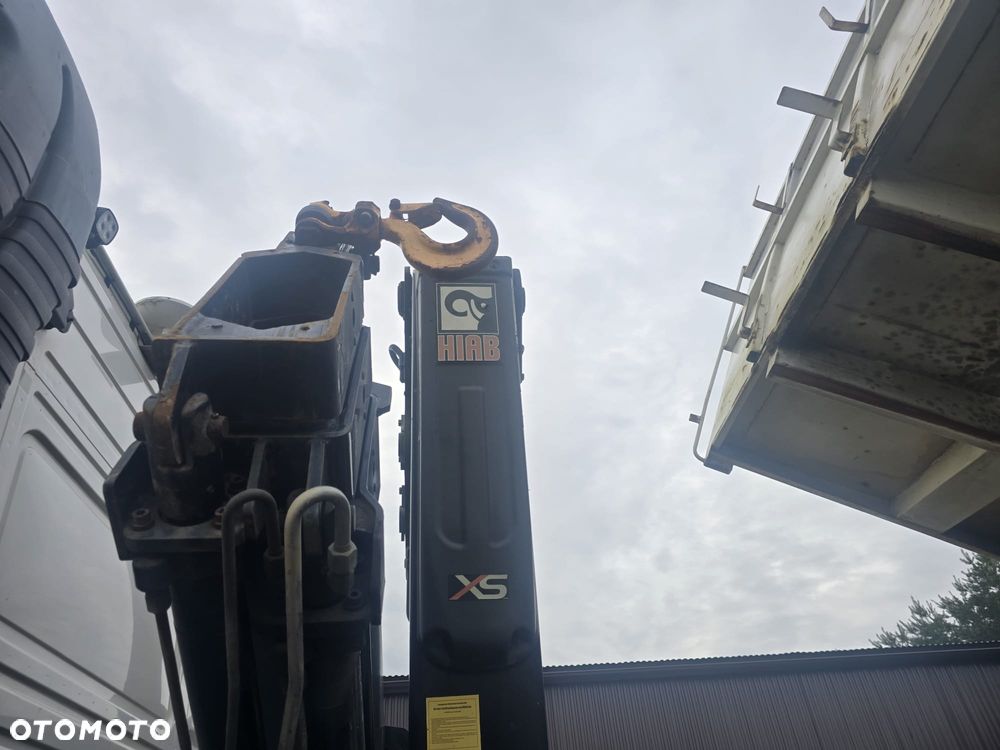 Volvo FH 440 6x2 - 16