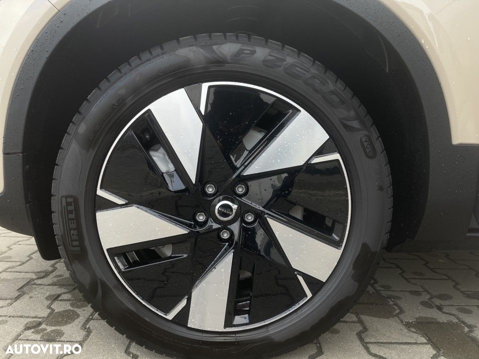 Volvo C40 - 23