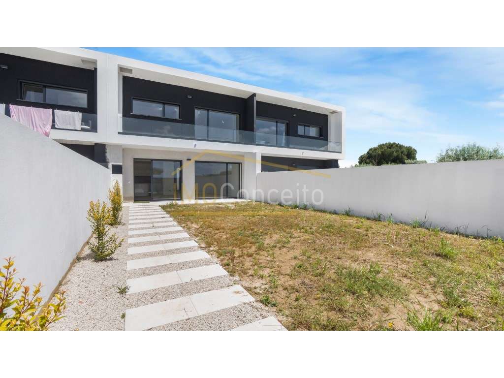 Moradia T4 - Construção Nova - Áreas Generosas | Piscina e Garagem - Grande imagem: 4/42