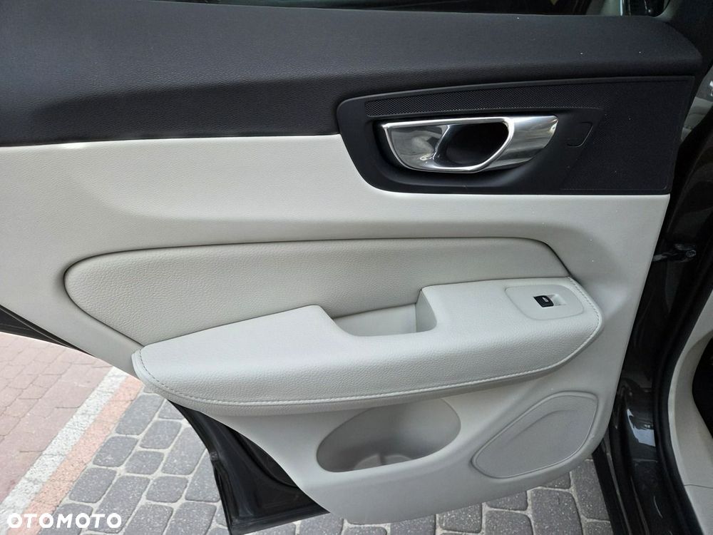 Volvo XC 60 - 14
