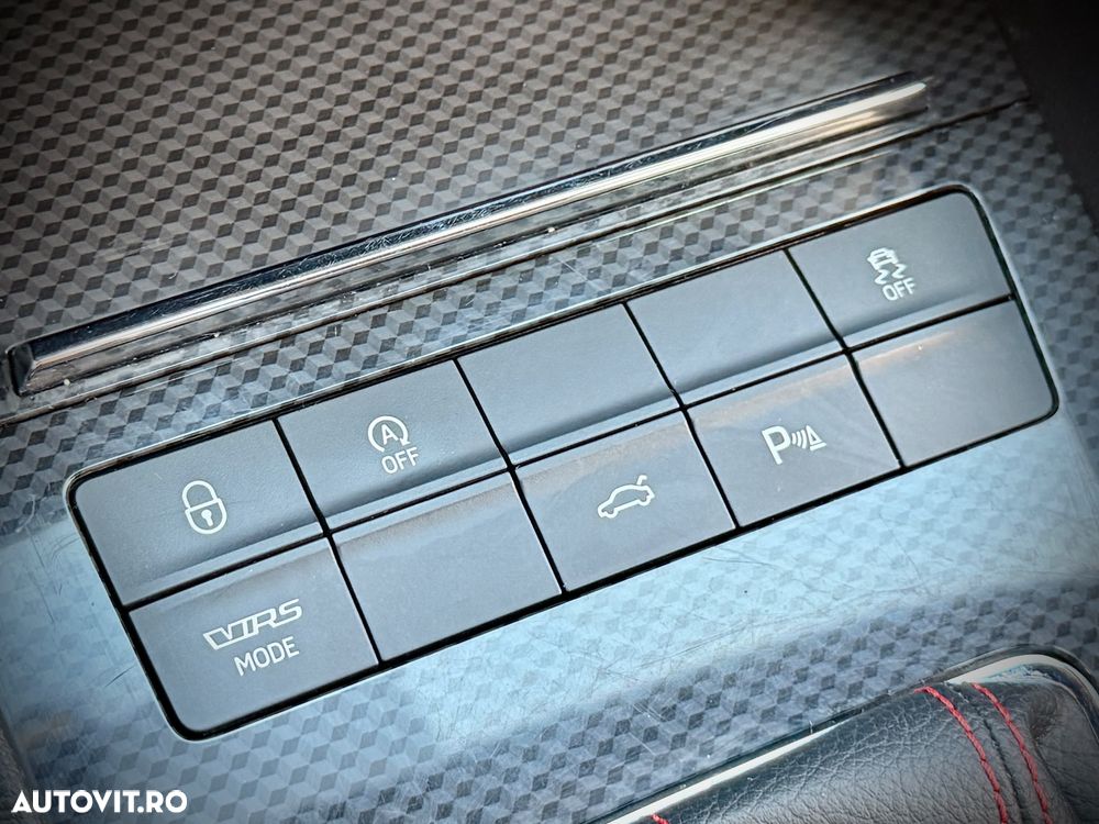 Skoda Octavia 2.0 TDI RS DSG - 19