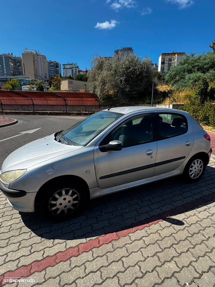 Peugeot 206 1.1 XR Présence - 6