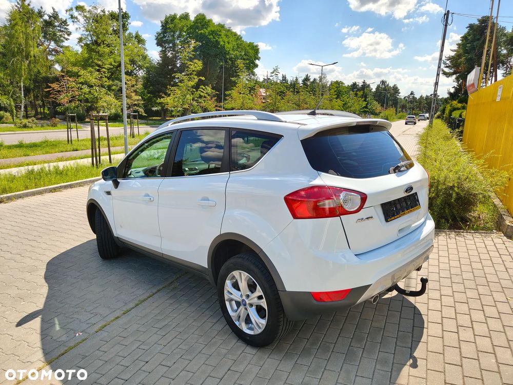 Ford Kuga 2.0 TDCi 2x4 Titanium - 12