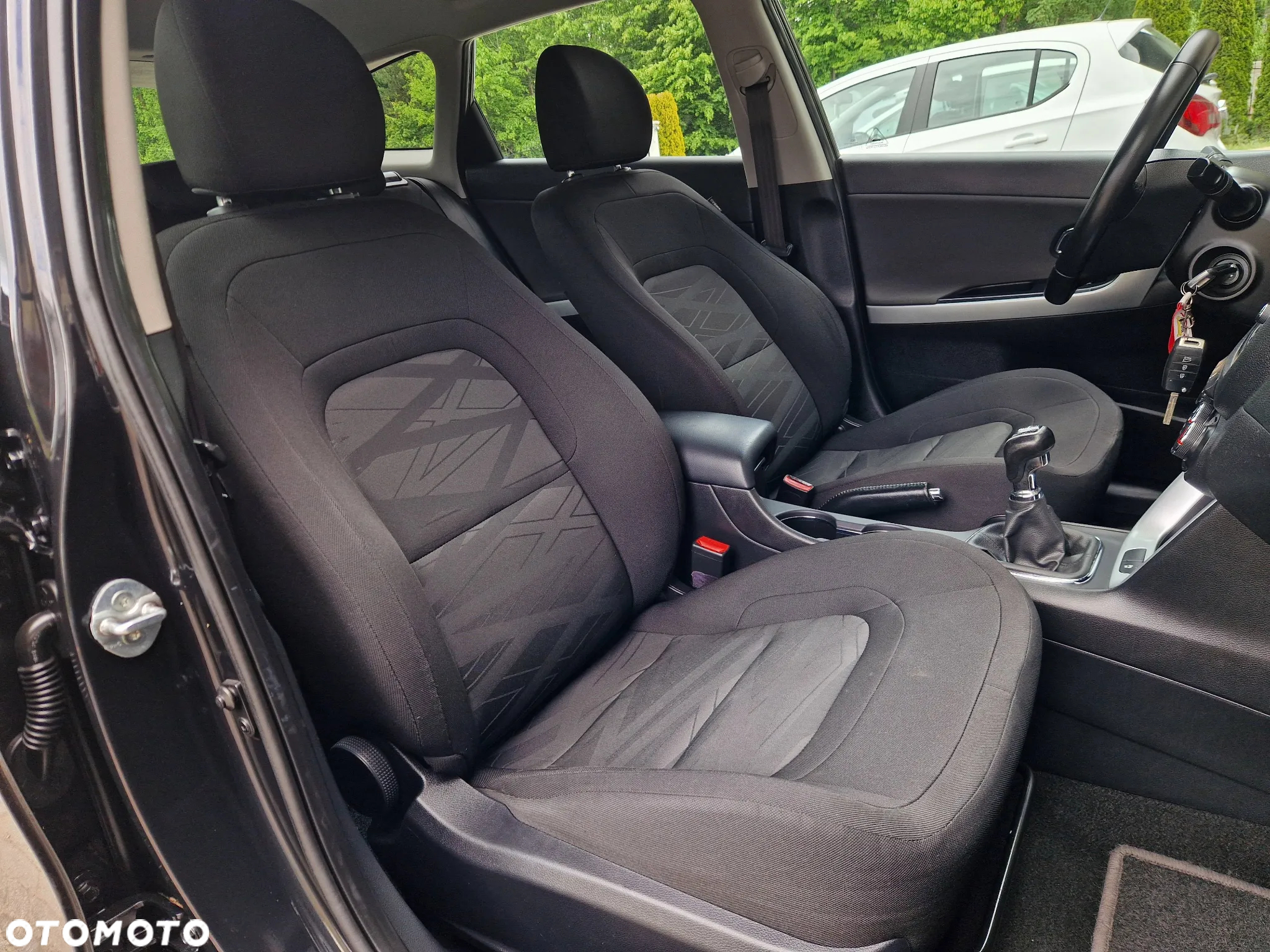 Kia Ceed 1.6 GDI Platinum Edition - 40
