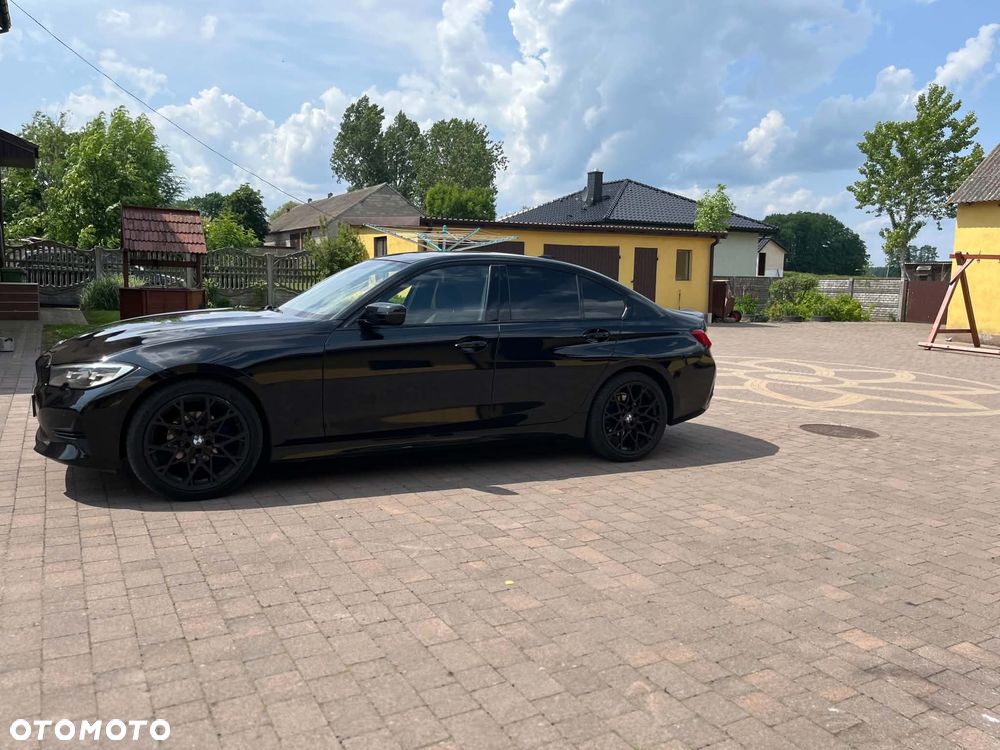 BMW Seria 3 318d - 5