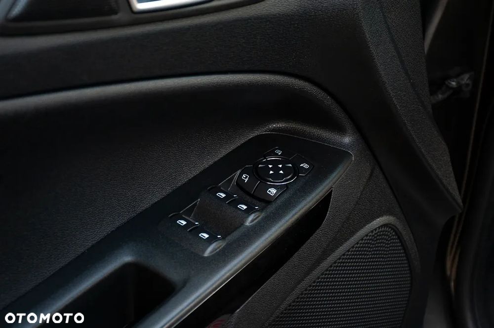 Ford EcoSport 1.0 EcoBoost ST-Line Black ASS - 39