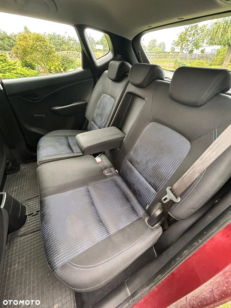 Hyundai ix20 1.4 BlueDrive Classic + - 4