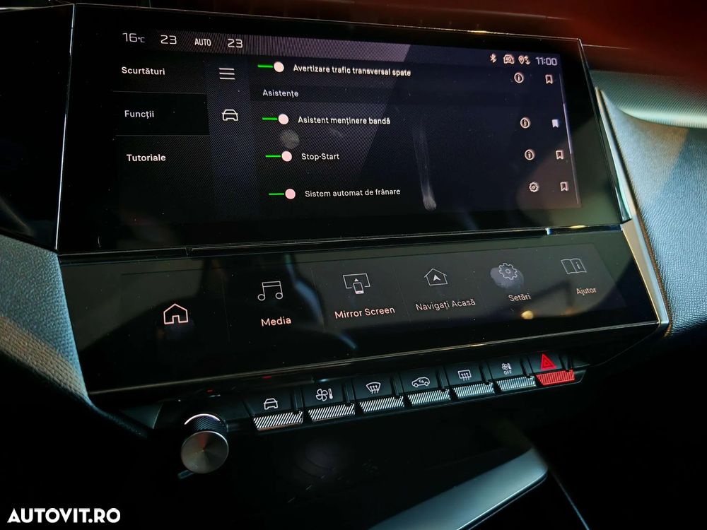 Peugeot 308 PureTech 130 GPF EAT8 Stop & Start GT - 33