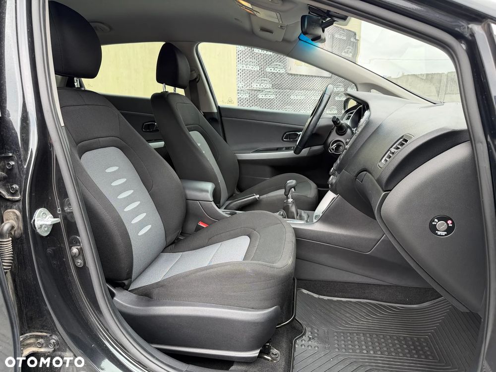 Kia Ceed 1.6 CRDi M - 13