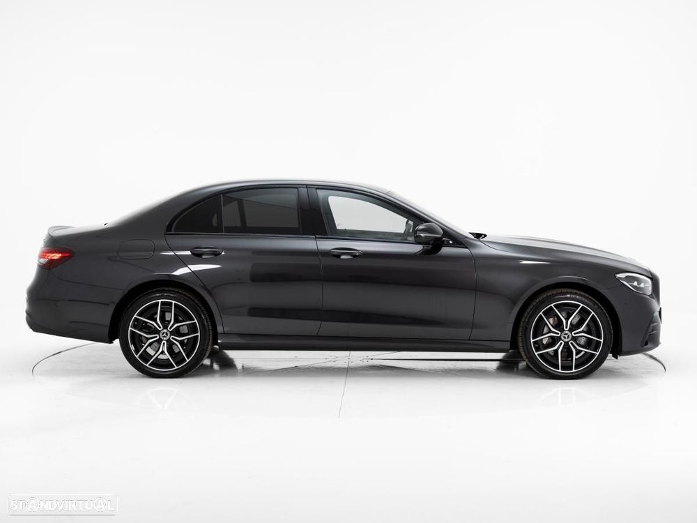 Mercedes-Benz E 300 de 4Matic 9G-TRONIC - 3