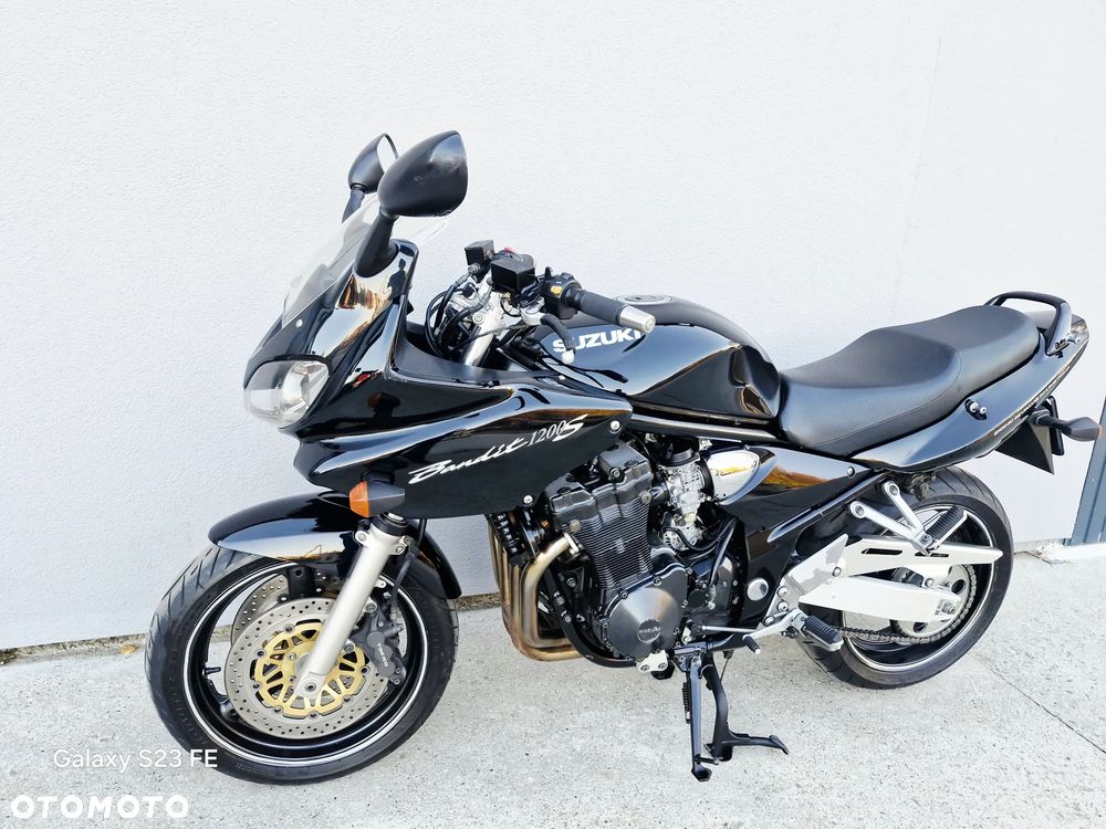 Suzuki Bandit - 23