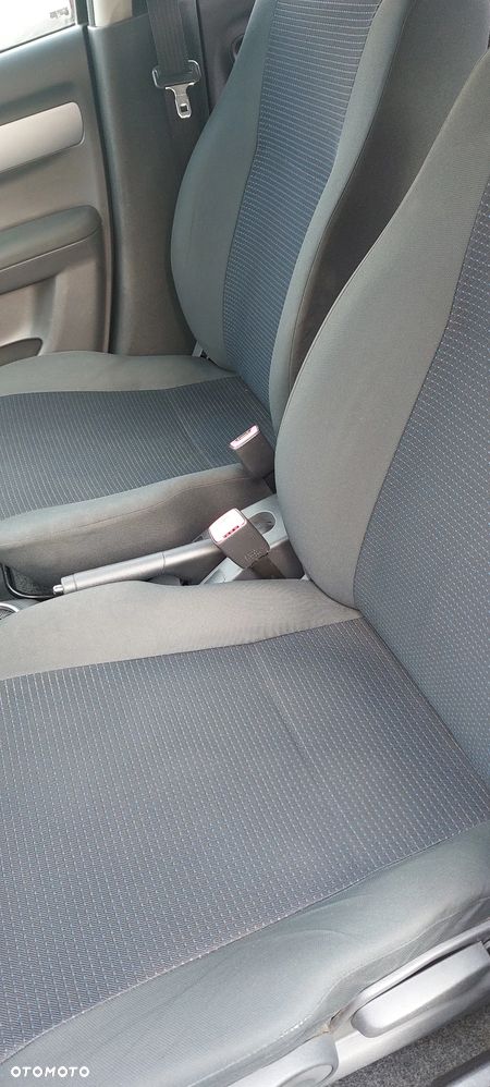 Suzuki Swift 1.3 DDiS Comfort - 9