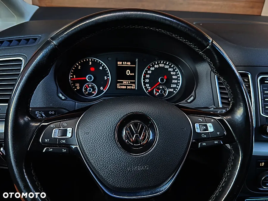 Volkswagen Sharan 2.0 TDI (BlueMotion Technology) Trendline - 24
