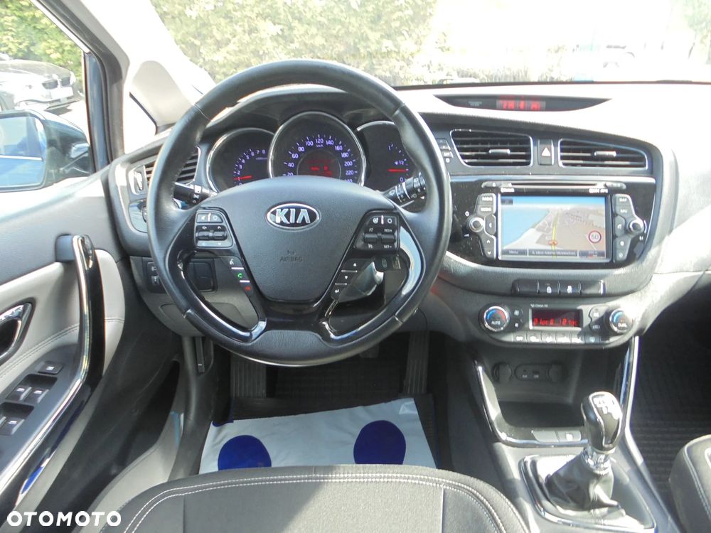 Kia Ceed 1.6 GDI Edition 7 - 13