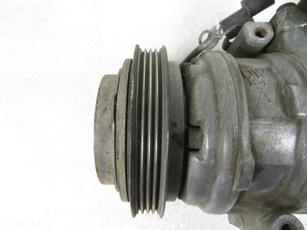 KOMPRESOR KLIMATYZACJI KIA CARENS II 2.0 CRDi 8FK351273461 99000244 - 7