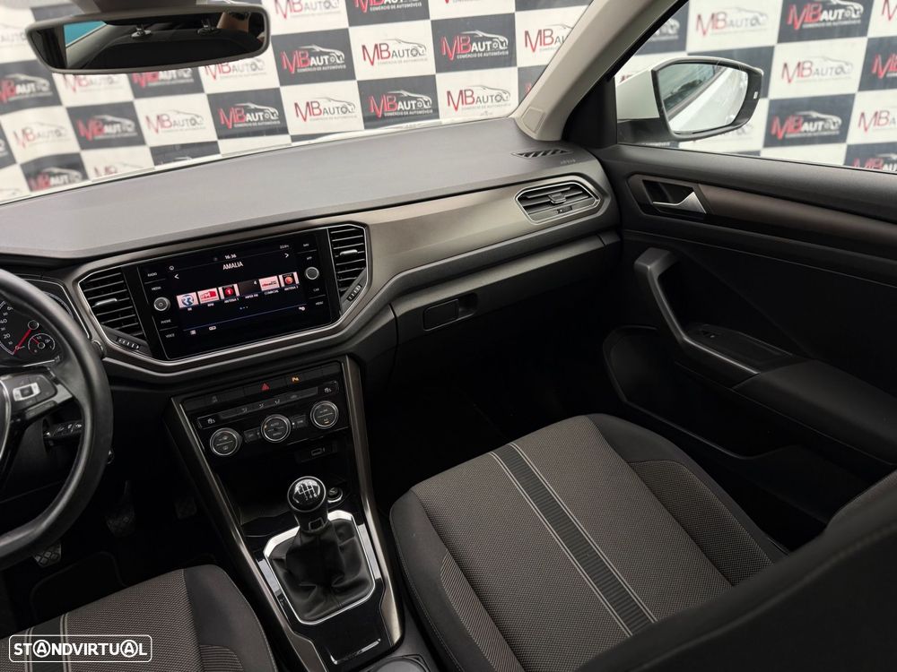 VW T-Roc 1.6 TDI Style - 32