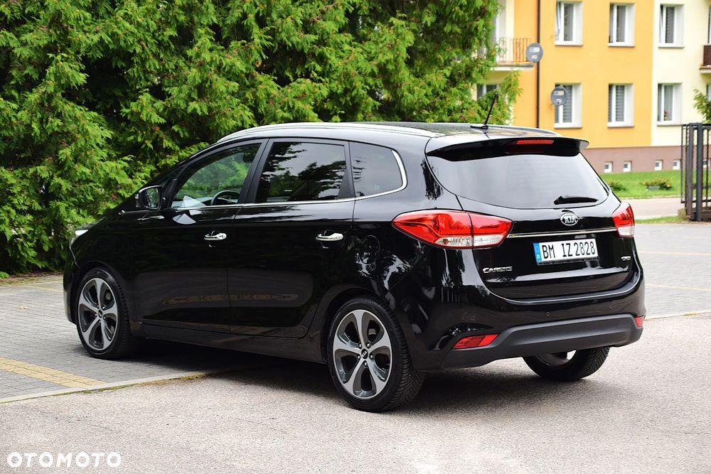 Kia Carens 1.7 CRDi XL 7os - 19
