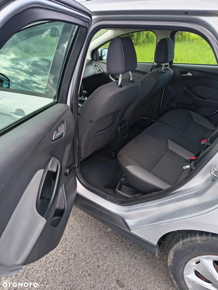 Ford Focus 1.6 TDCi DPF Champions Edition - 14