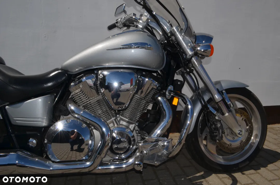 Honda VTX - 23