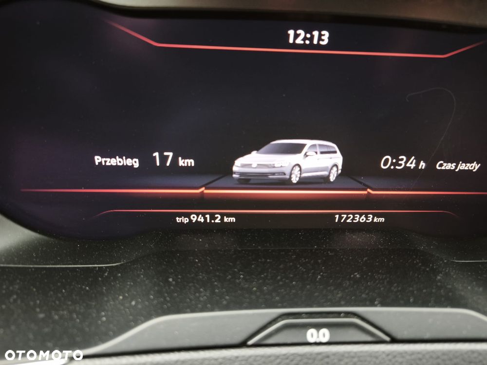 Volkswagen Passat - 11
