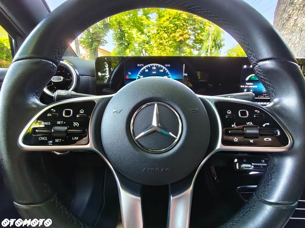 Mercedes-Benz Klasa A 180 Style 7G-DCT - 6