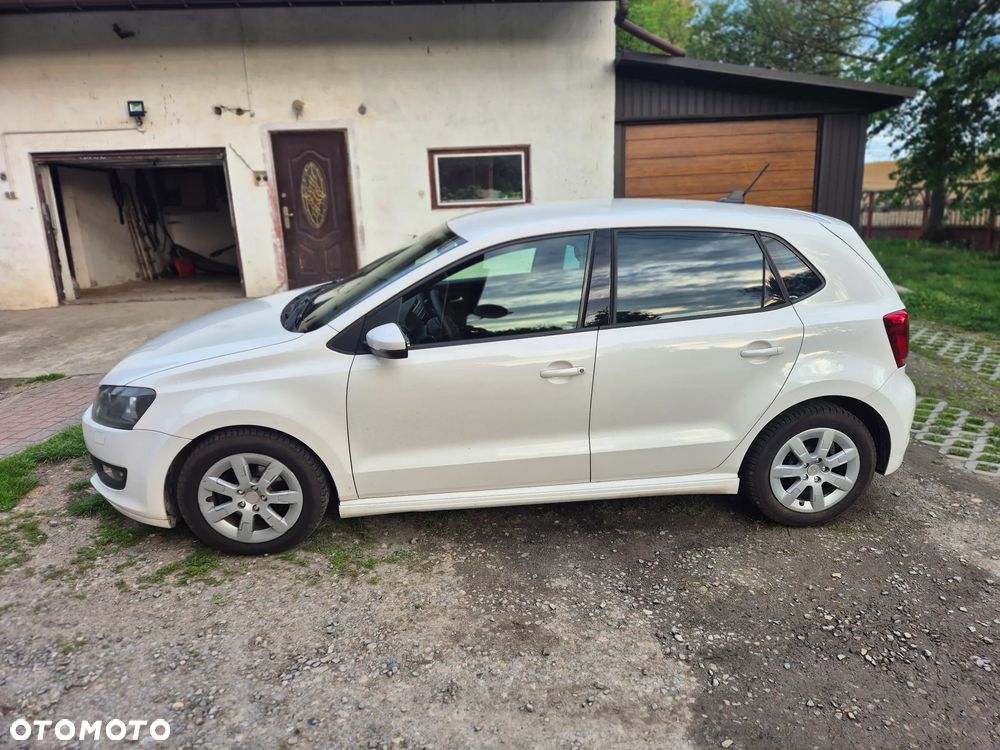 Volkswagen Polo - 2