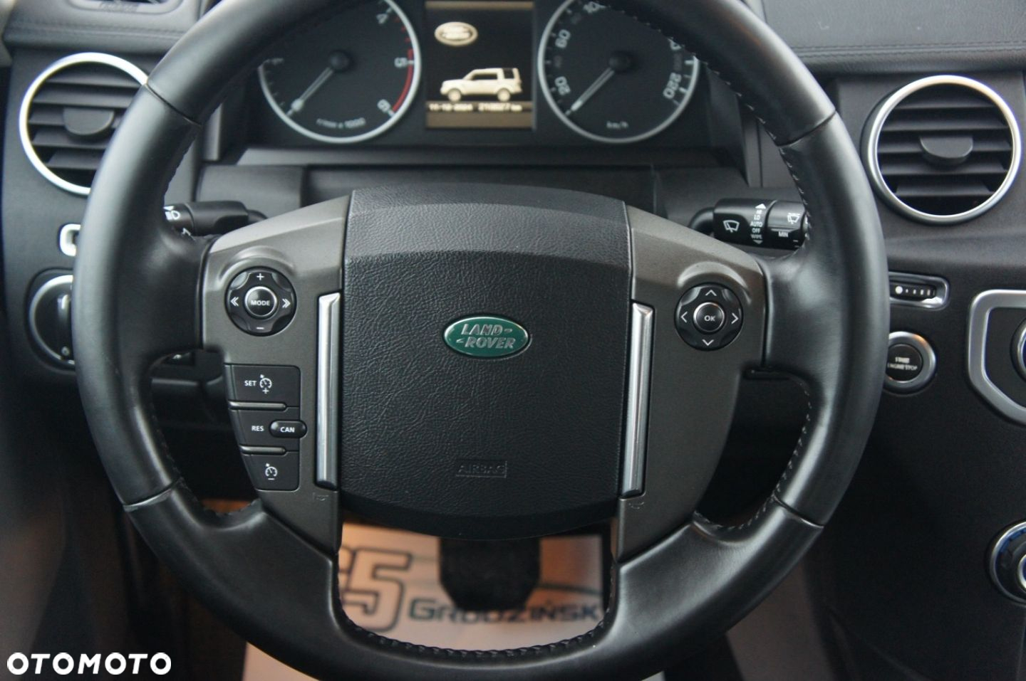 Land Rover Discovery - 20