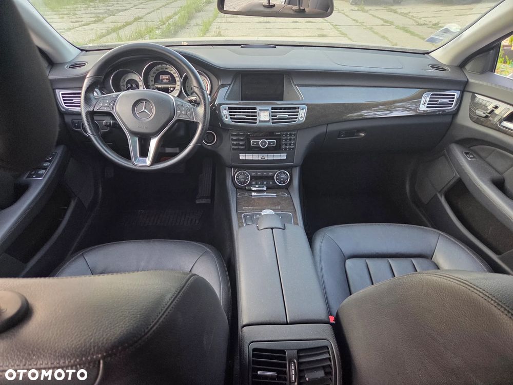 Mercedes-Benz CLS 350 CDI 4Matic 7G-TRONIC - 30