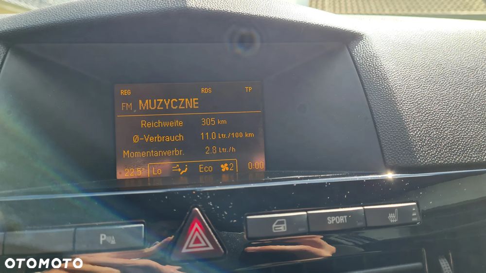 Opel Astra 2.0 Turbo Cosmo - 23