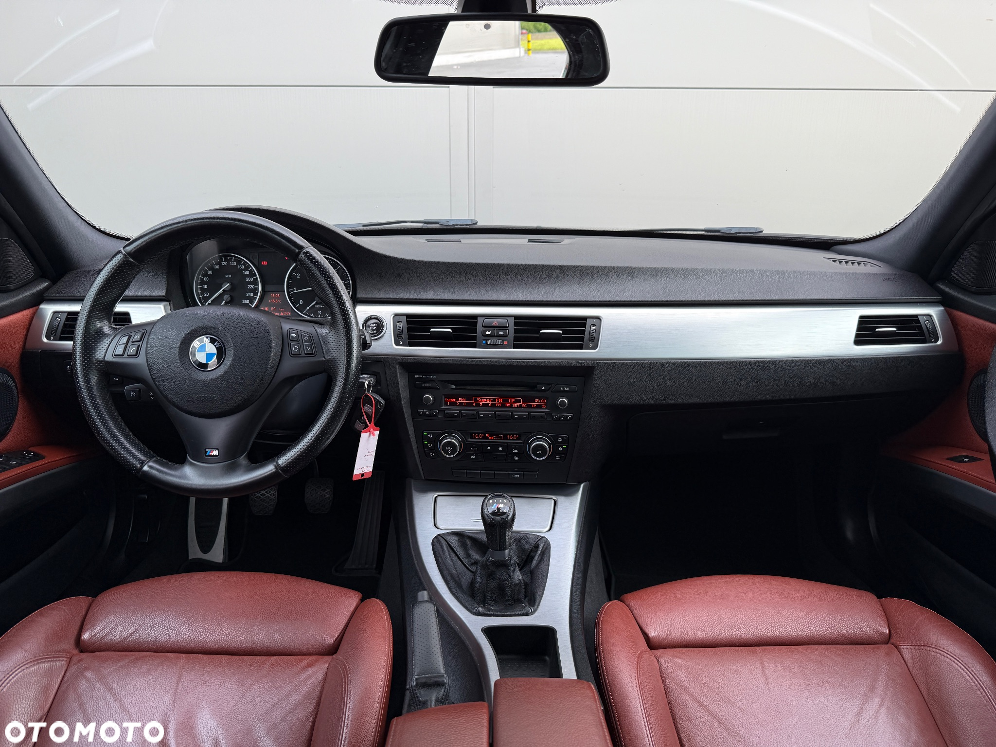 BMW Seria 3 320i - 14