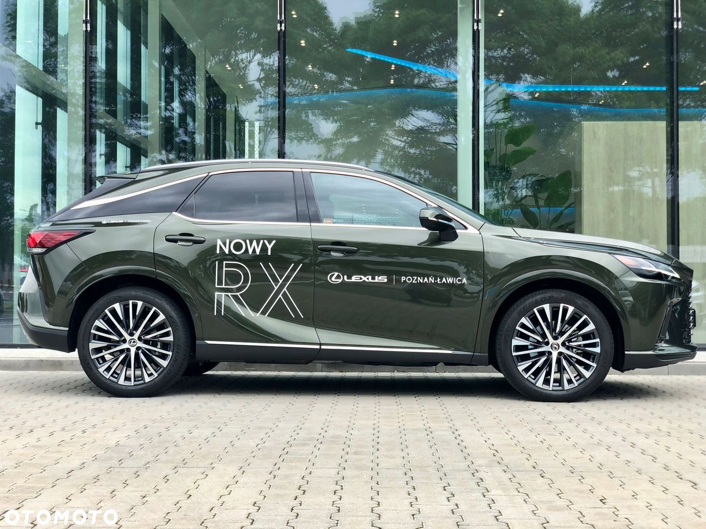 Lexus RX - 4
