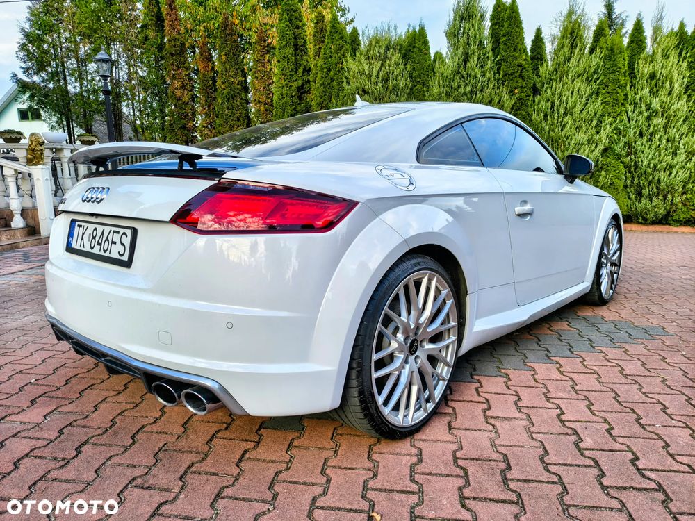 Audi TT S Coupé - 25