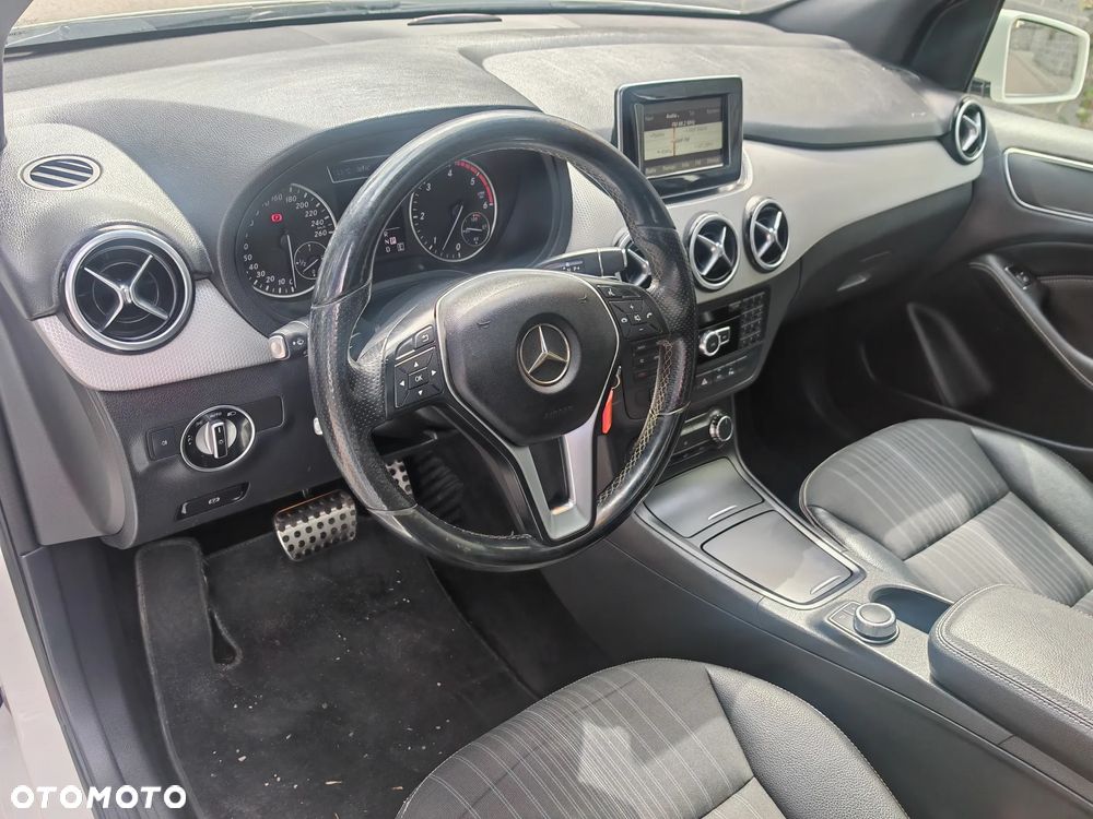 Mercedes-Benz Klasa B 180 CDI 7G-DCT - 21
