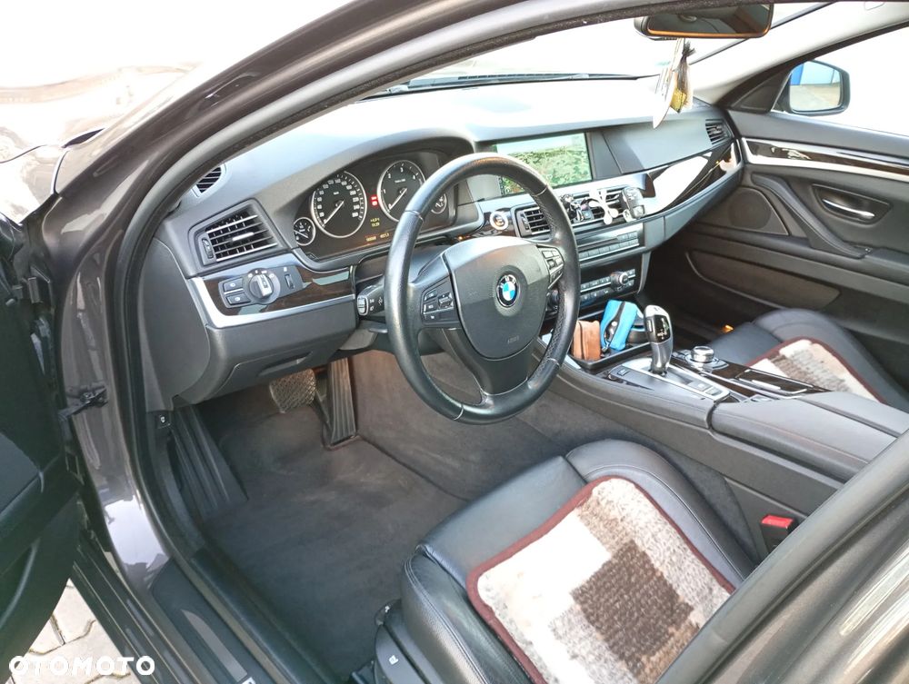 BMW Seria 5 520d - 19