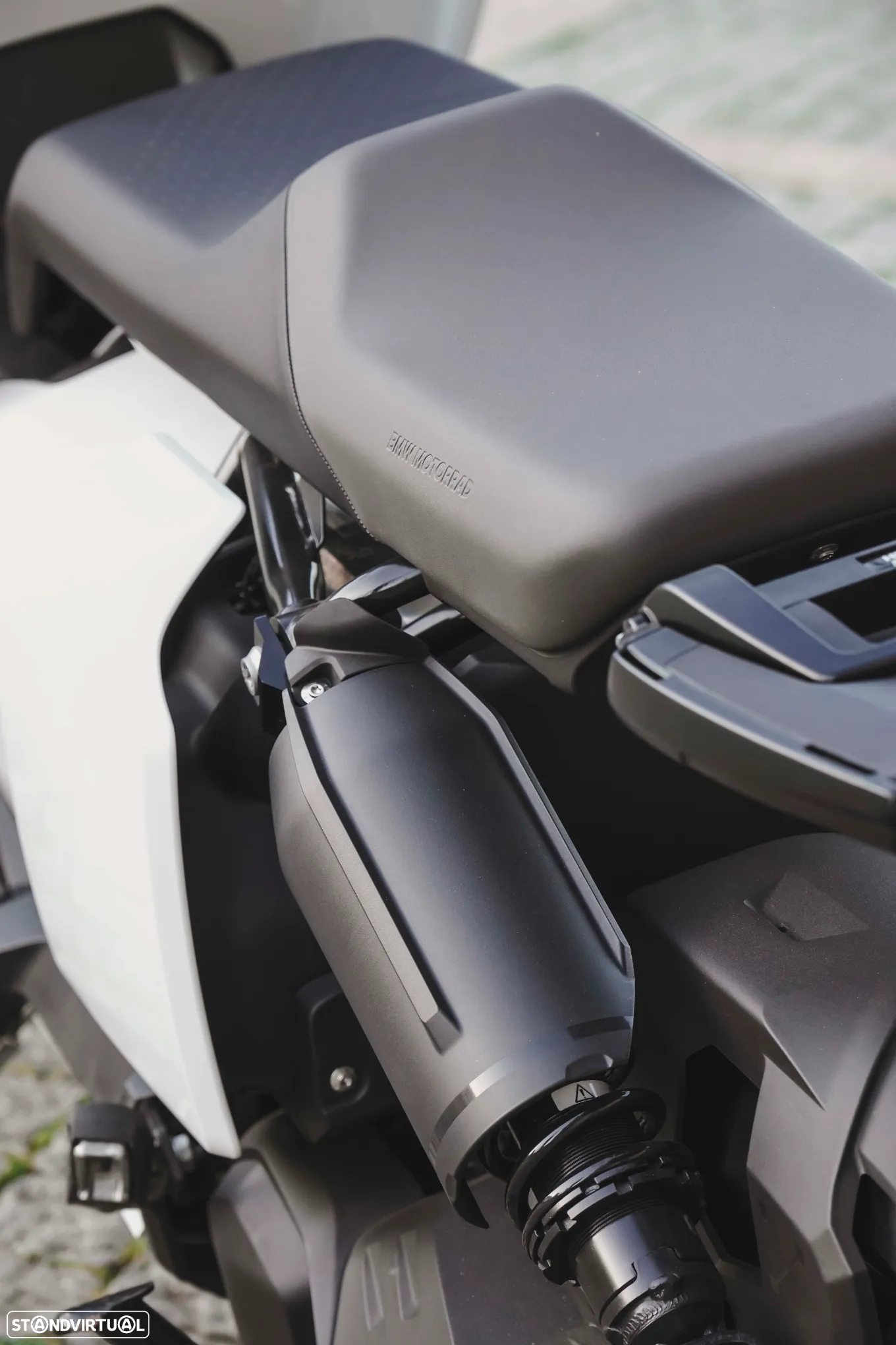 BMW CE 04 - 27