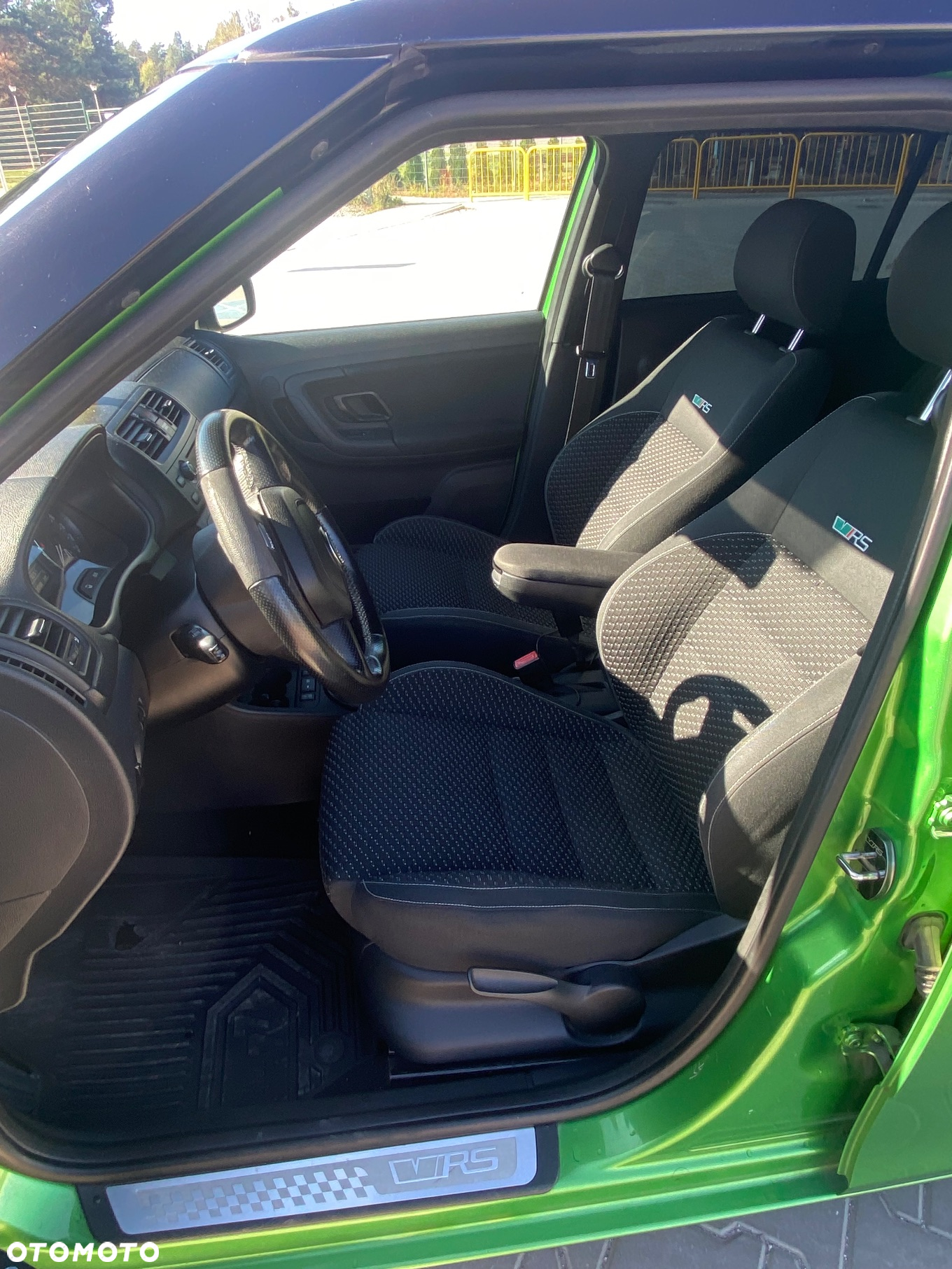 Skoda Fabia 1.4 TSI DSG RS - 6