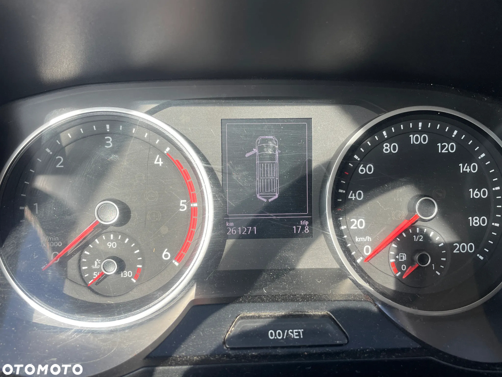 Volkswagen CRAFTER - 13